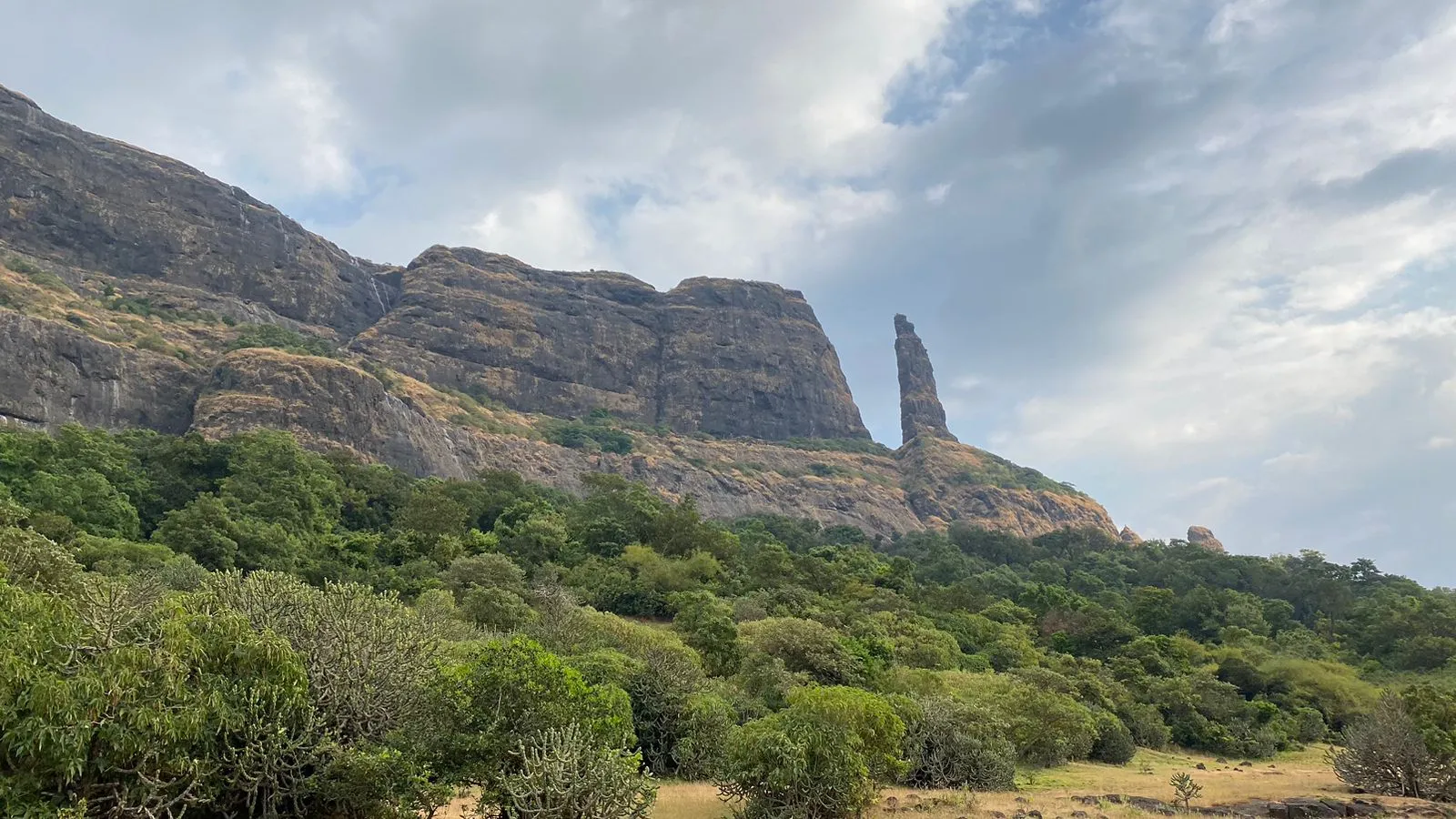 Jivdhan Fort trek