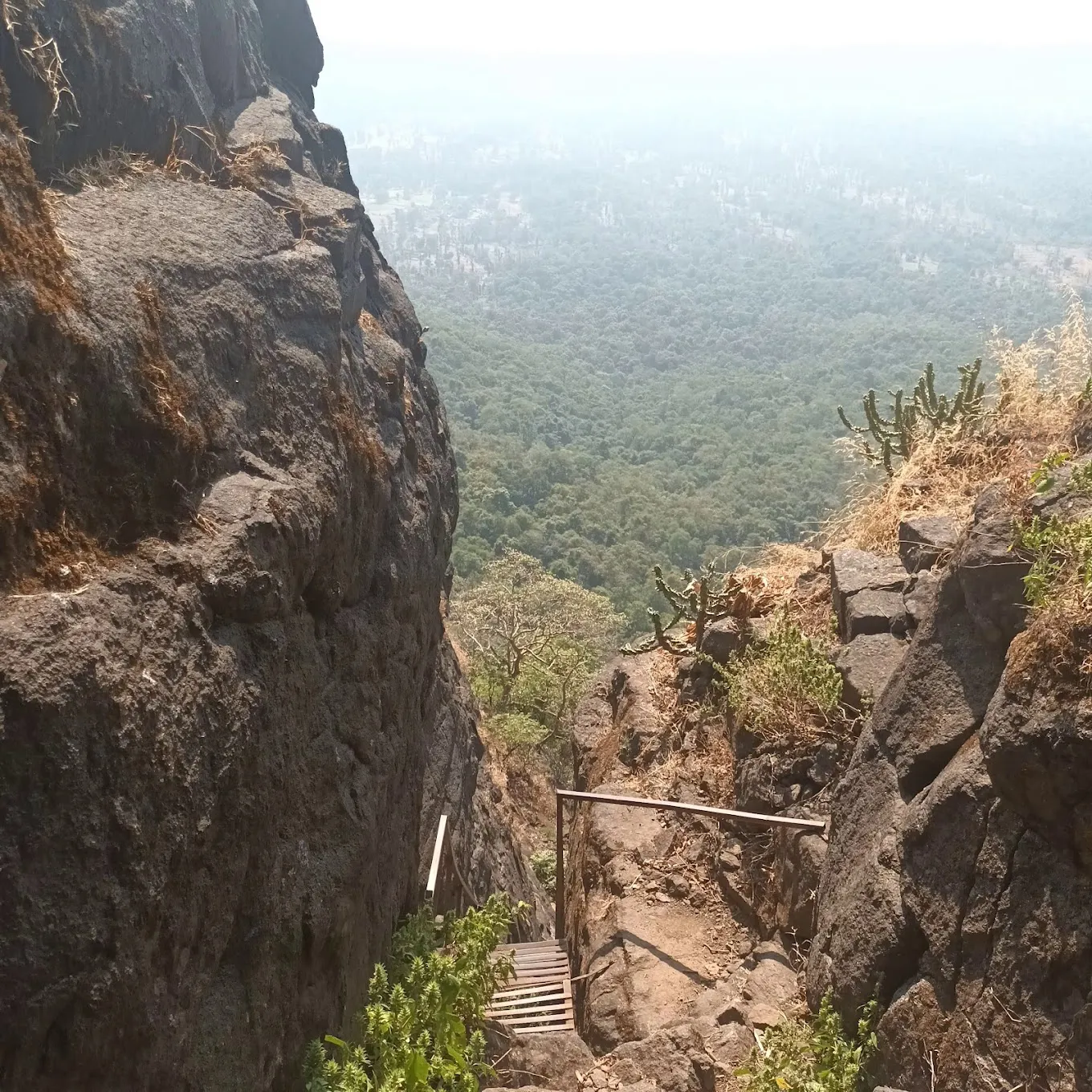 Trekking to the Hidden Gem of Asherigad Fort